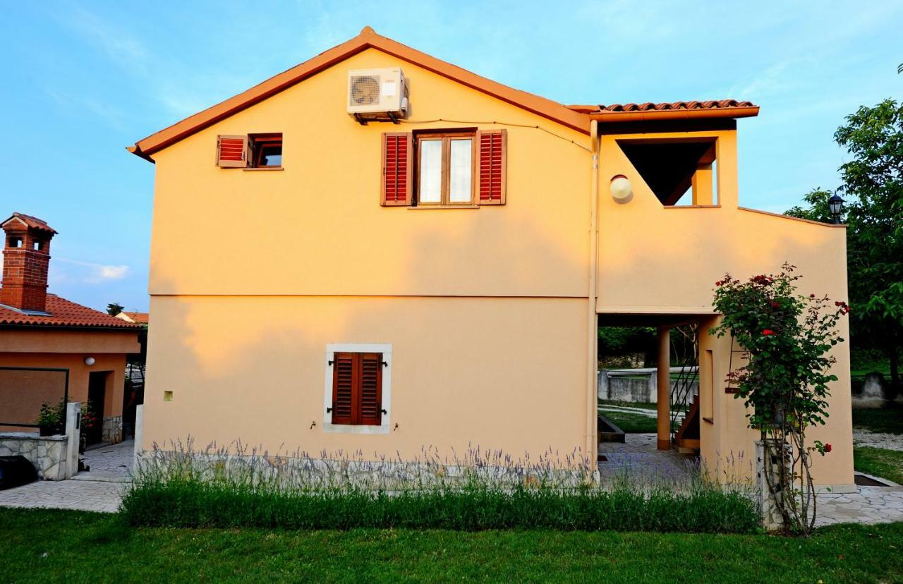 Apartment Paola Rakalj Luaran gambar