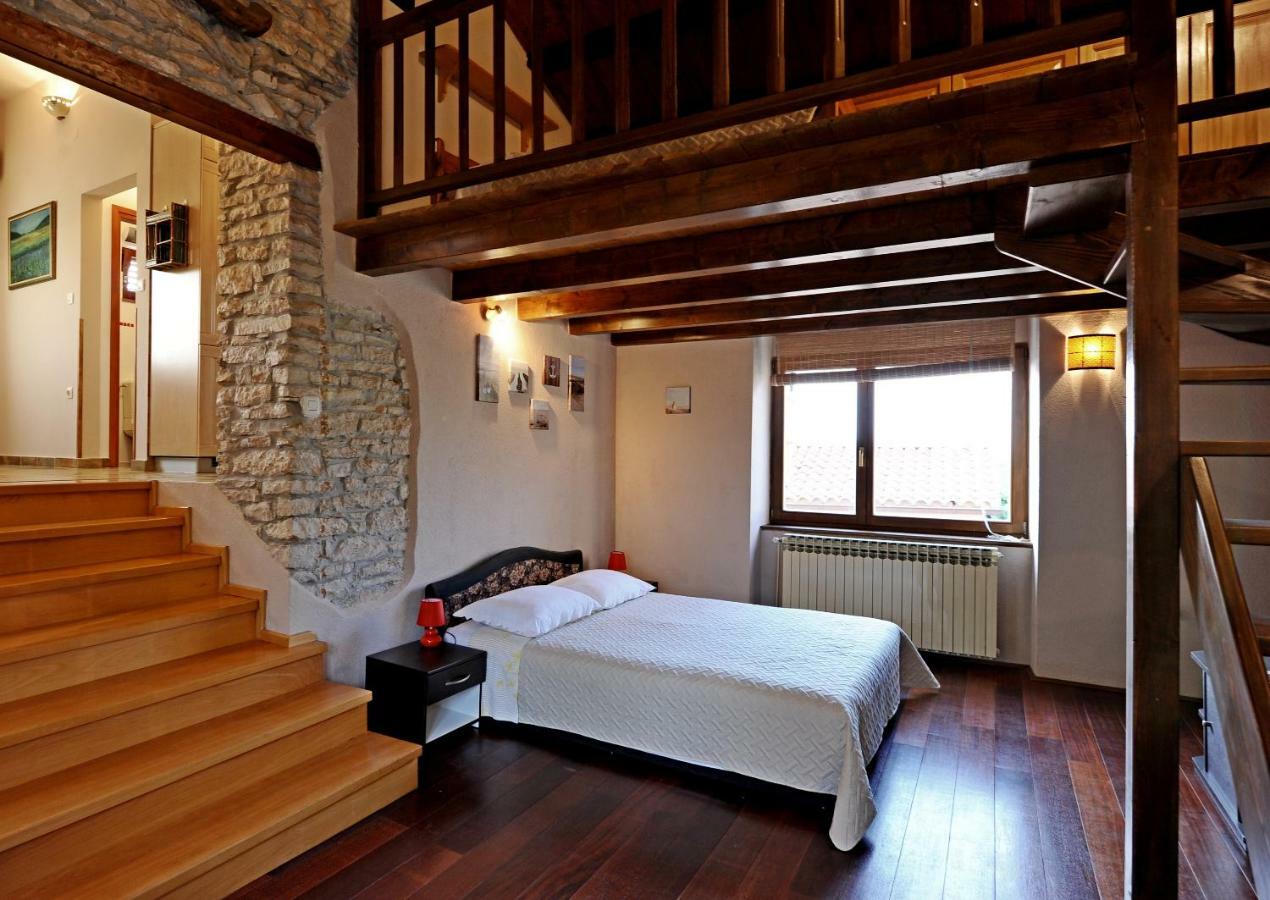 Apartment Paola Rakalj Luaran gambar