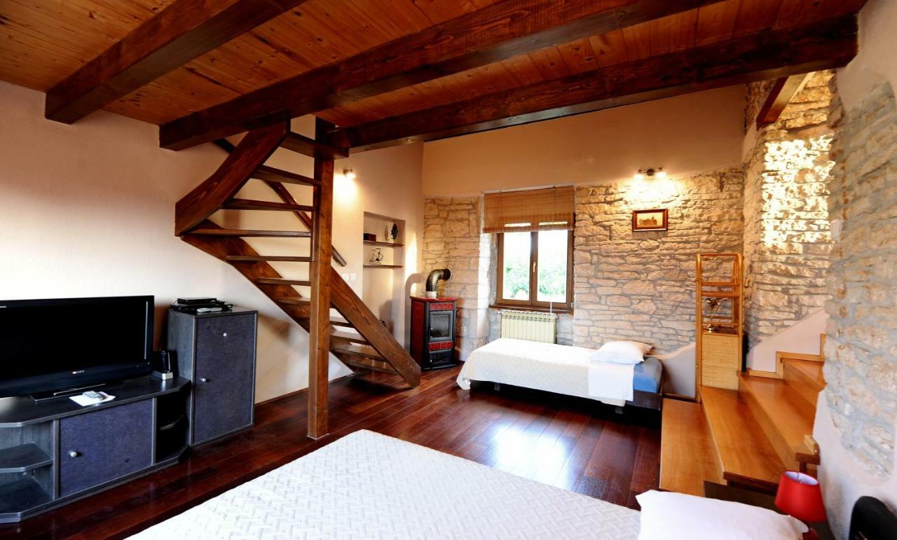 Apartment Paola Rakalj Luaran gambar