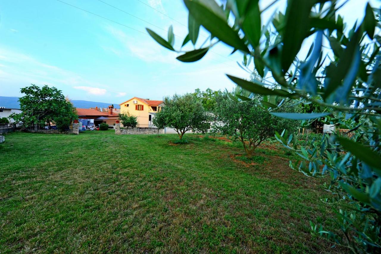 Apartment Paola Rakalj Luaran gambar